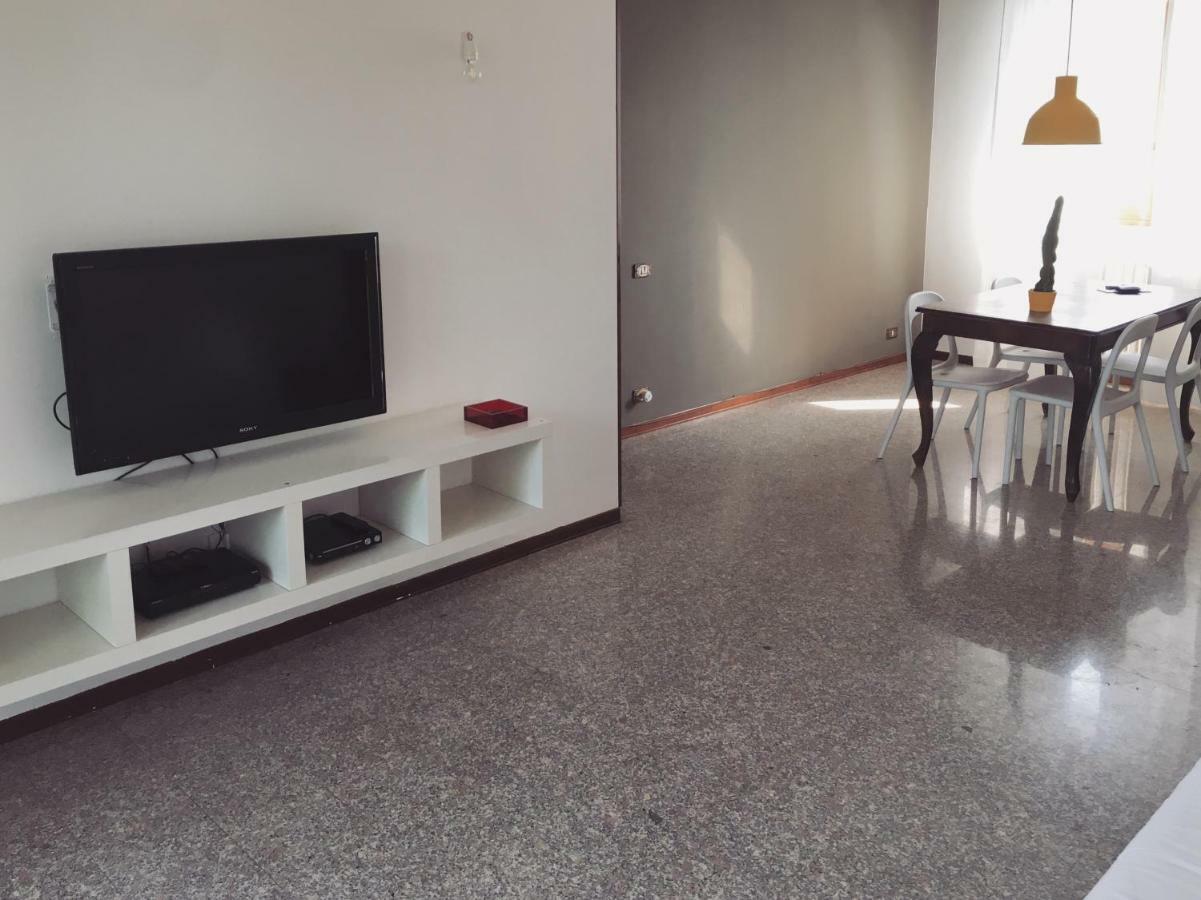 Sunny Family Apartment In Villa - Humanitas Forum Ieo Pieve Emanuele Dış mekan fotoğraf